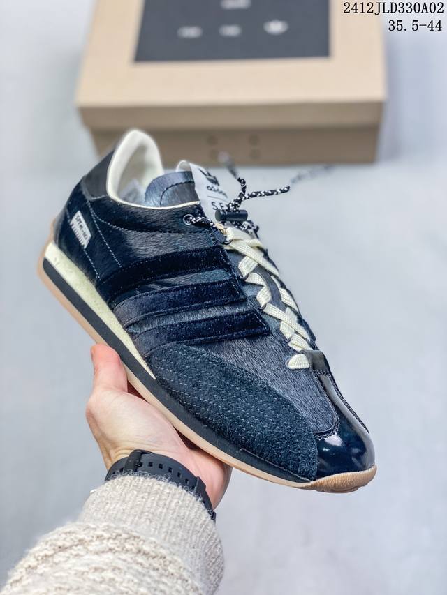 公司级 阿迪达斯 Adidas Country Og Shoes经典复古运动板鞋 T头鞋 久负盛名的复古风皮革经典运动鞋 Country Og系列鞋款于1970