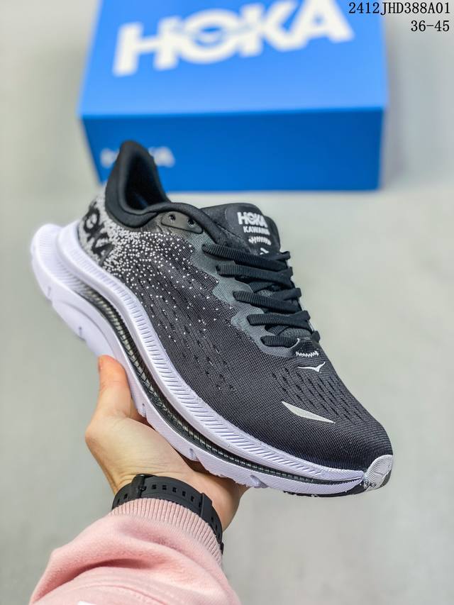 公司级小红书推荐hoka W Bondi 8全新配色 这个品牌来自于新西兰的毛利语，Hoka表示大地，One One表示飞越，连起来就是飞越地平线，One On