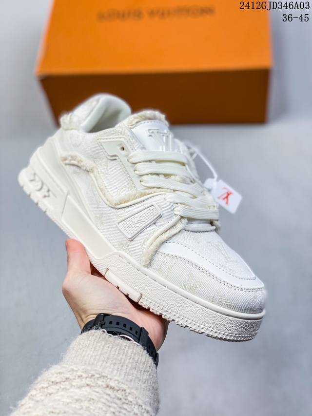 法国巴黎百年奢侈品牌lv路易威登louis Vuitton Trainer Sneaker Low 运动系列低帮复古百搭休闲运动文化篮球板鞋 尺码：如图所示 1