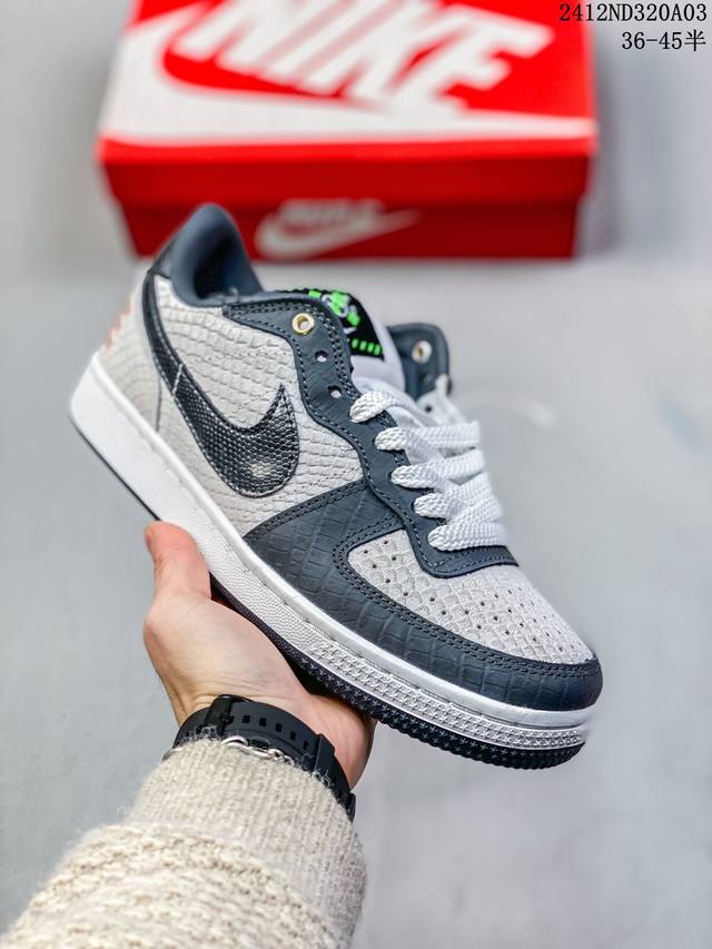 双十二福利特价 耐克 Nike Terminator Low 耐克终结者系列低帮滑板鞋 黄蓝密歇根 舒适 百搭 防滑耐磨复古板鞋 忠于原版，延续经典。采用耐穿舒