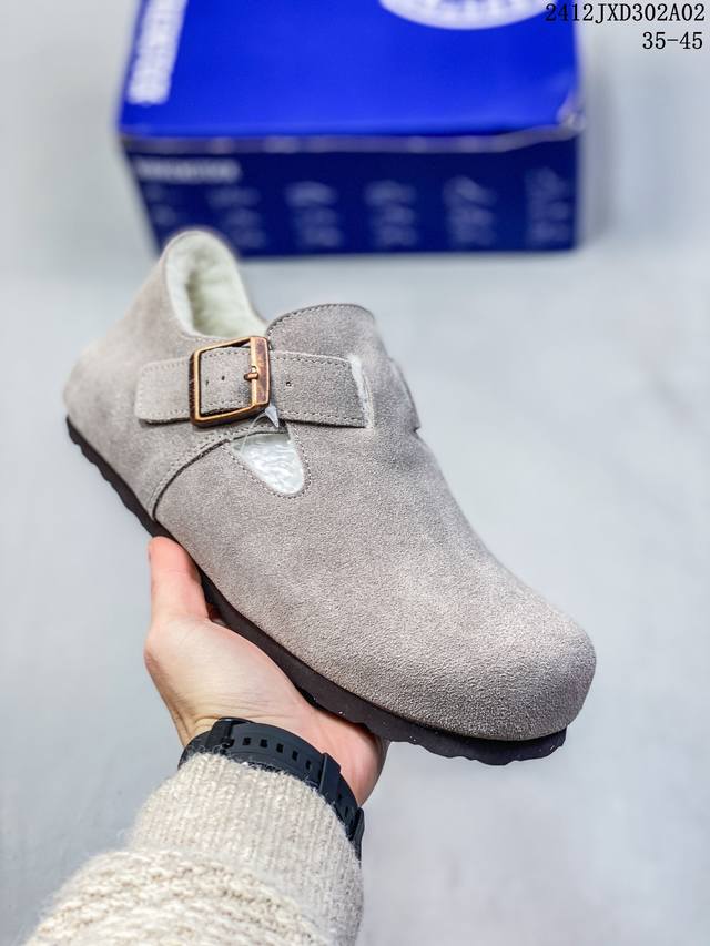 Birkenstock Boston Vl 勃肯绒面金属针扣软木底包头拖鞋 牛皮绒面革质地柔软 搭配可调节鞋扣提升穿着舒适度 人体工学设计分散脚部压力 保护脚踝