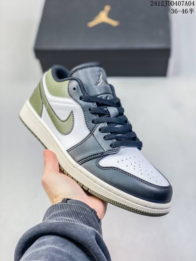 Jordan Air Jordan 1 Low “Medium Olive” 低帮 复古篮球鞋 男女同款 黑白绿 货号 : 553558-092 尺码 36-4