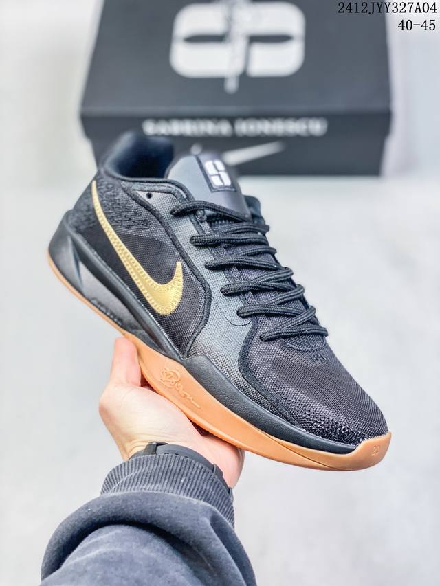 Nike A Ir Zoom Pegasus萨布丽娜二代缓震耐磨 轻便气垫运动休闲鞋 尺码：40-45 编码：12Jyy327A04