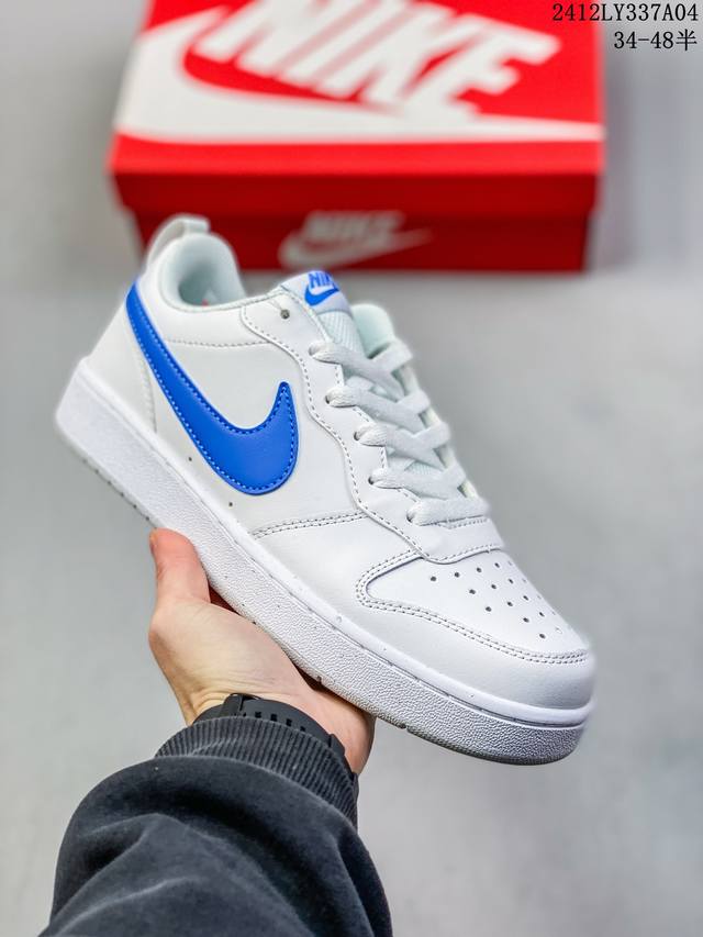 双十二福利特价 耐克nike Air Force 1 Low 空军一号低帮百搭休闲运动板鞋。柔软、弹性十足的缓震性能和出色的中底设计，横跨复古与现代的外型结合，