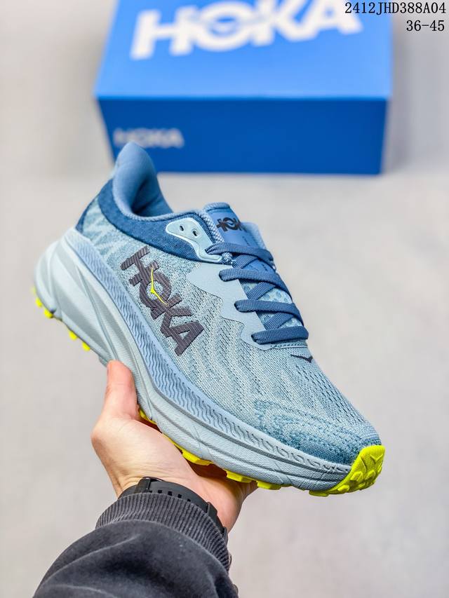 公司级小红书推荐hoka W Bondi 8全新配色 这个品牌来自于新西兰的毛利语，Hoka表示大地，One One表示飞越，连起来就是飞越地平线，One On