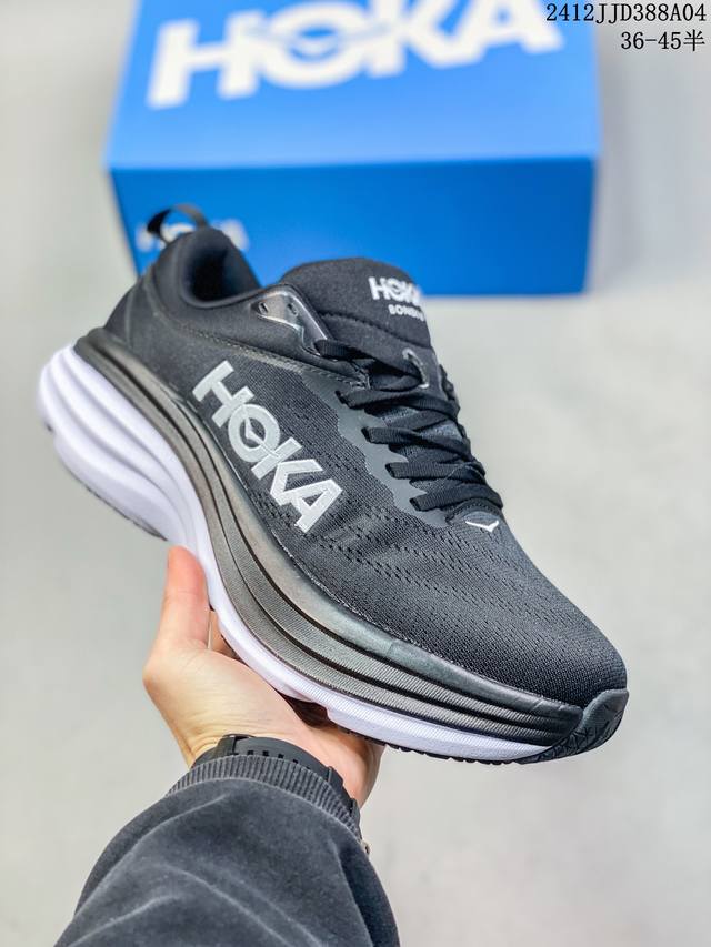 公司级小红书推荐hoka W Bondi 8全新配色 这个品牌来自于新西兰的毛利语，Hoka表示大地，One One表示飞越，连起来就是飞越地平线，One On