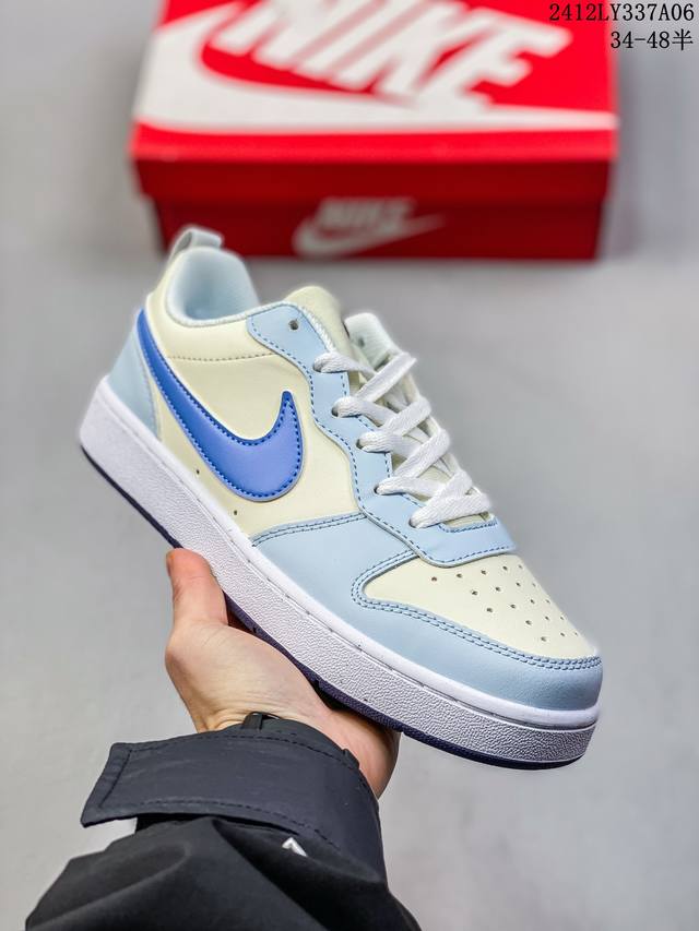 耐克nike Air Force 1 Low 空军一号低帮百搭休闲运动板鞋。柔软、弹性十足的缓震性能和出色的中底设计，横跨复古与现代的外型结合，造就出风靡全球三