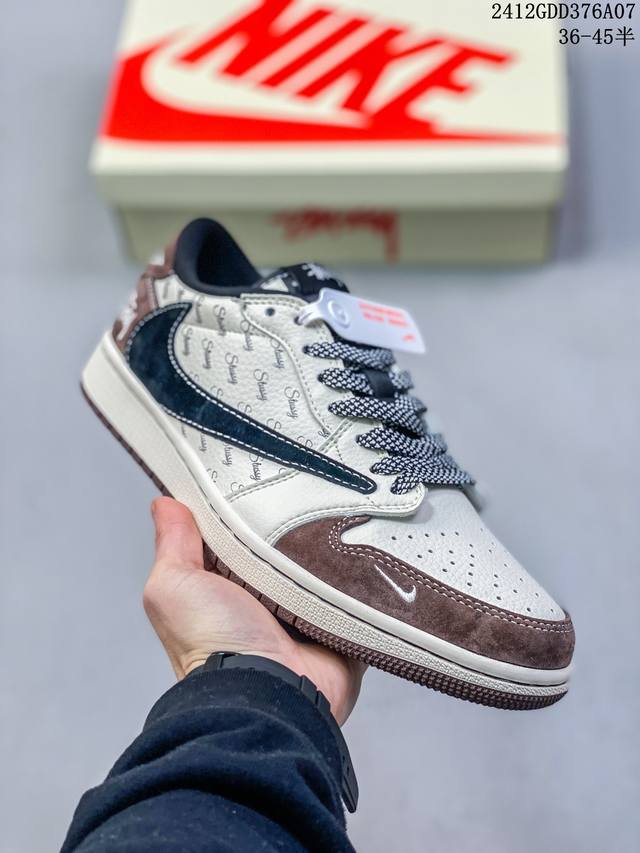 Travis Scott X Fragment Design X Jordan Air Jordan 1 Low Og Sp “斯图西联名 棕黑” 多方联名合作