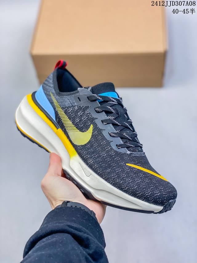 真标 耐克 Nike Zoomx Invincible Run Fk 3 机能风格运动鞋 厚底增高老爹鞋。最新一代的invincible 第三代来了！首先鞋面采