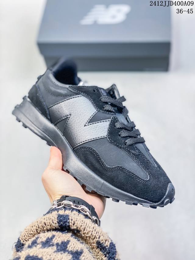 New Balance Ms327 复古休闲运动慢跑鞋 以更纯粹的复古风格设计打造的全新造型 侧身还以解构设计 将 N 字标志以做旧压花样式呈现 官方货号:Ws