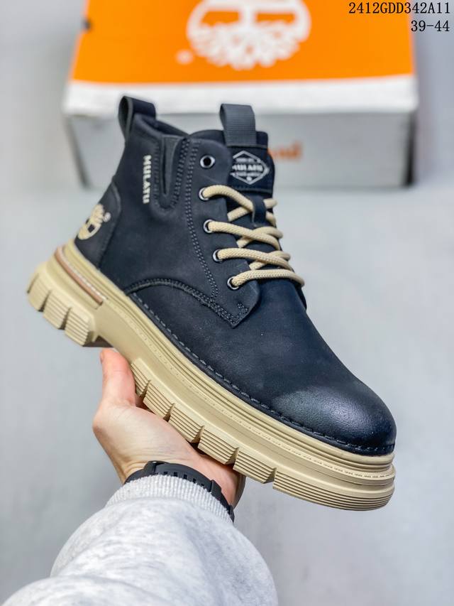 顶级timberland 天伯伦经典款大黄靴 纯原代工厂版本 胎牛皮防水 原厂宝元出品 独立紫光防伪 电脑车线 四线并齐 完全还原正品工艺 所有细节 包装 配件