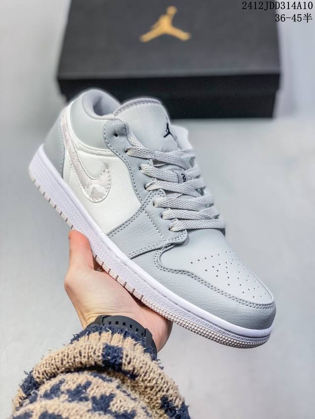 真标nike Air Jordan 1 Low Aj1乔1低帮休闲板鞋 同步官方配色 官方货号:Dc0774-105 Id:12Jdd314A10