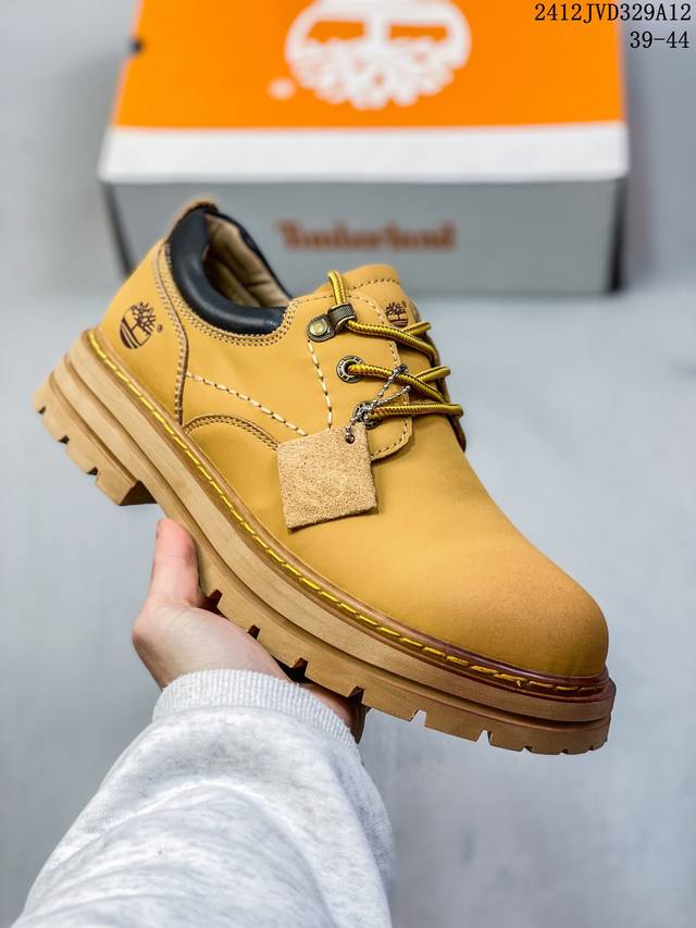 Timberland 天伯伦 添柏岚经典款 24Ss新款中帮 经典再造 全新升级 广东大厂品质 原盒原包装 面料采用意大利顶级磨砂牛皮 搭配防臭防腐真皮乳胶鞋垫