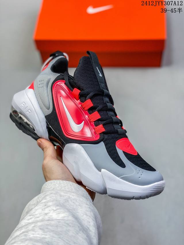 公司级 Nike耐克air Max Alpha Savage 男士运动气垫缓震跑步鞋 厚底增高老爹鞋。Nike推出的这款男士跑鞋，其鞋面采用合成材质和织物拼接制