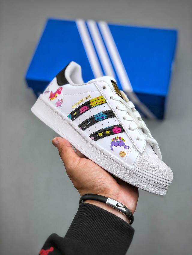 Adidas 三叶草 Superstar 贝壳头 板鞋 白黑 涂鸦款 定制版 尺码：36-45 半