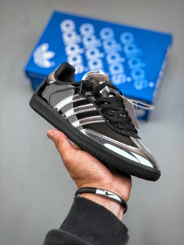 Adidas Original Samba Og 复古经典轻便板鞋 Ih3364 这款桑巴鞋展示了高质量的工艺 带有装饰的超锁缝制和无缝的手感 柔软、柔软的皮革