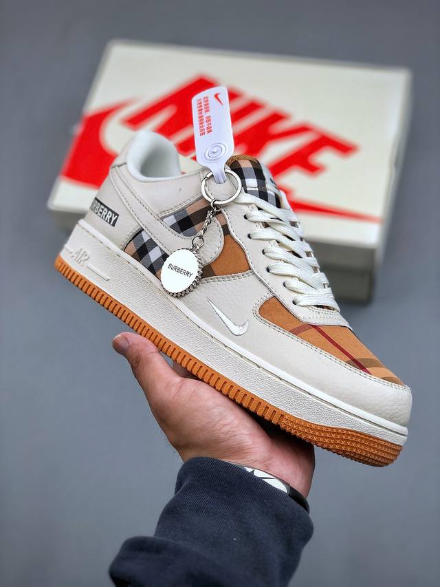 Nike Air Force 1'07 Low 巴宝莉联名-米白黄格 空军一号低帮休闲板鞋 Df0180-006 #原楦头原纸板 原装鞋盒 定制五金配件 内置全