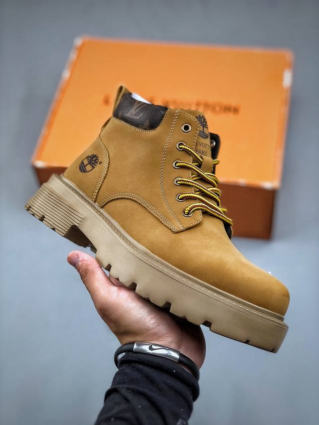 新货lv X Timberland Lv联名添柏岚大黄靴 顶奢流量品牌与时代经典的结合之作 #代购专供品质 高弹modern 外置防滑橡塑发泡超轻大底 系带设计