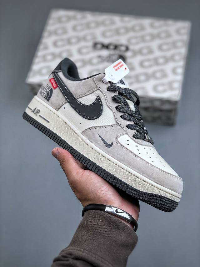 Nike Air Force 1 Low 07 X The North Face X Supreme 米灰小钩满天星原楦头原纸板 打造纯正低帮空军版型专注外贸渠