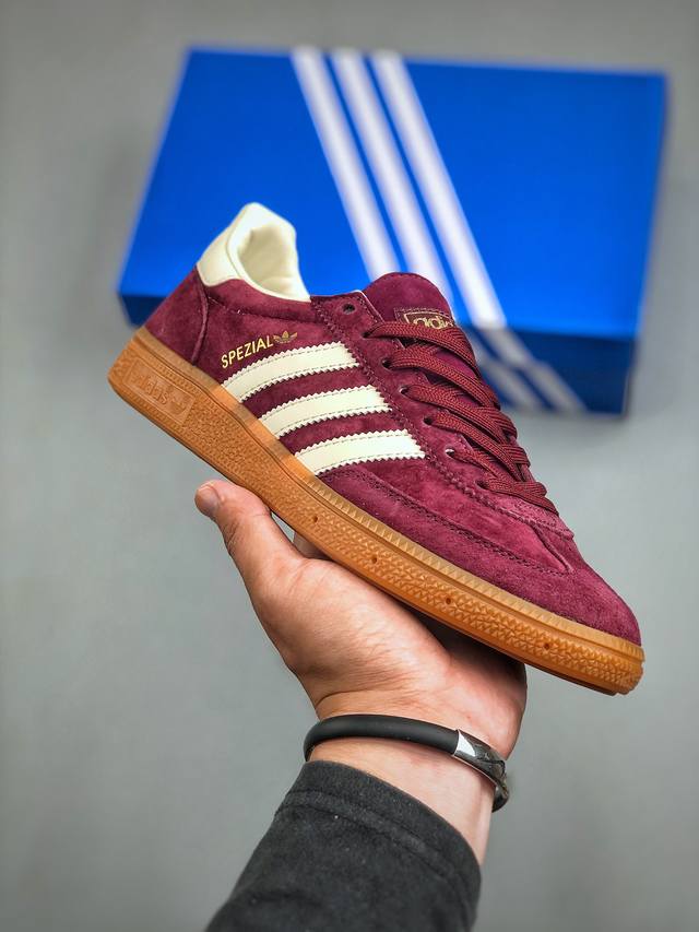 Adidas Originals Handball Spzl Shadow Rot Off White手球运动员系列百搭休闲运动板鞋“生胶底” 货号：Ji102