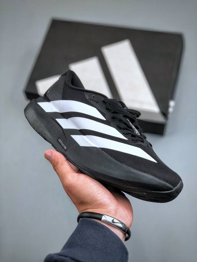 Adidas Adizero Evo Sl M 轻盈跑鞋耐磨减震专业跑步鞋 冲向目标，一路向前，不断挑战和突破自我无论是平时训练还是马拉松，让这款adidas跑