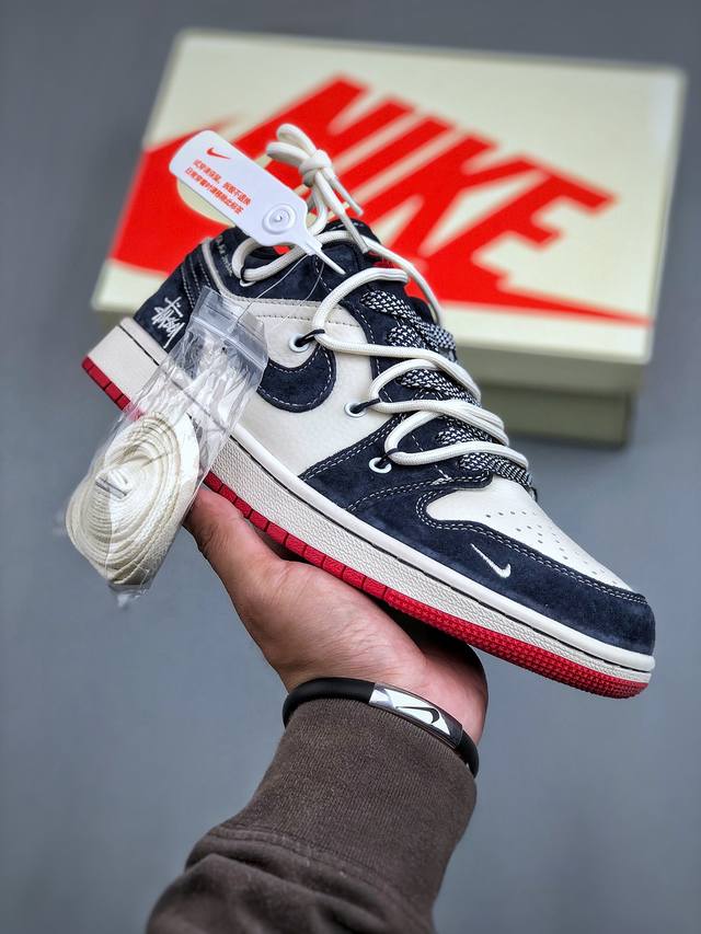 Nike Air Jordan 1 Retro Low X Stussy 米蓝绑带满天星官方同步新色 原装级产物拒绝公底 立体鞋型 细节完美 高清洁度 购置公司