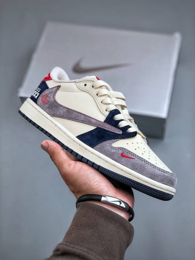 Travis Scott X Nike Air Jordan 1 Low X Gucci Air Jordan 1 Low 反转米蓝红倒钩 纯原版本全鞋采用原装