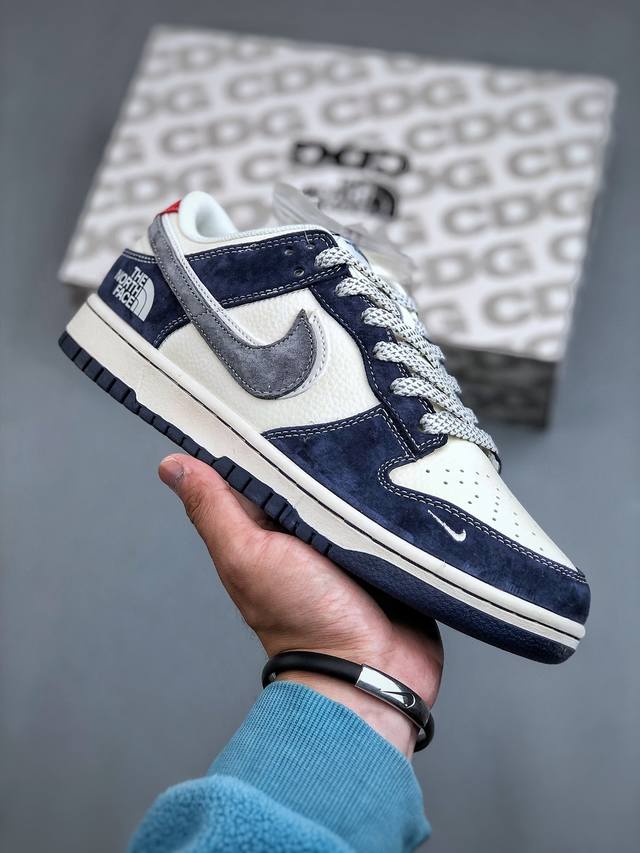 Nike Sb Dunk Low X The North Face X Cdg 米蓝双钩满天星纯原大厂出品 极力推荐原装头层材料 独家版型蒸餾加工帶來的是更好的