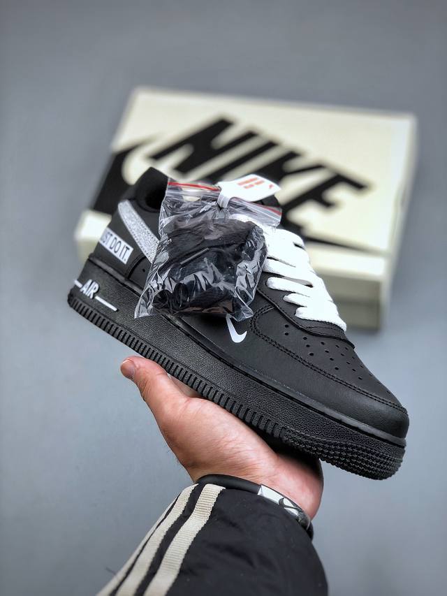 Nike Air Force 1'07 Low 空军一号 低帮休闲板鞋 Cw 8-023 #原楦头原纸板 原装鞋盒 定制五金配件 内置全掌气垫 原厂鞋底 尺码： - 点击图像关闭