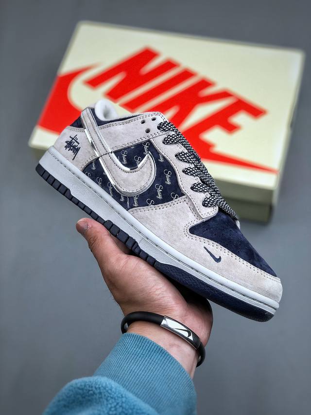 Nike Sb Dunk Low 斯图西联名-米蓝猪八英文 周年高端定制 低帮休闲板鞋 Xx2025-528 #定制鞋盒 大厂纯原品质出货 超高清洁度 皮料切割