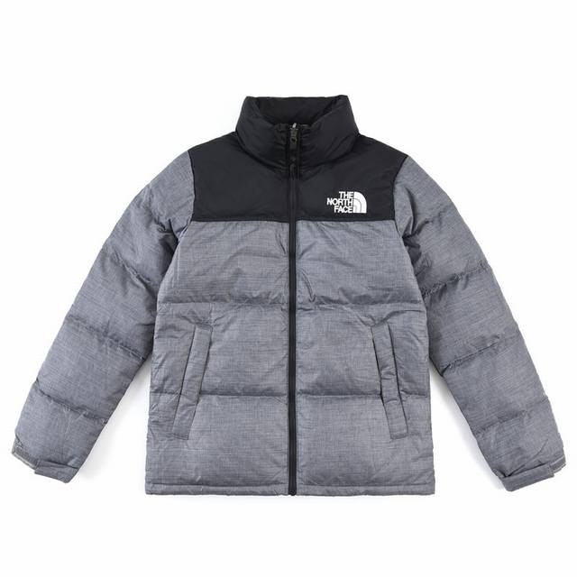 顶级版本，随意对比』 The North Face 北面 Nuptse 1996经典款男女同款羽绒服-金属灰 The North Face 的字面含义为山的最寒