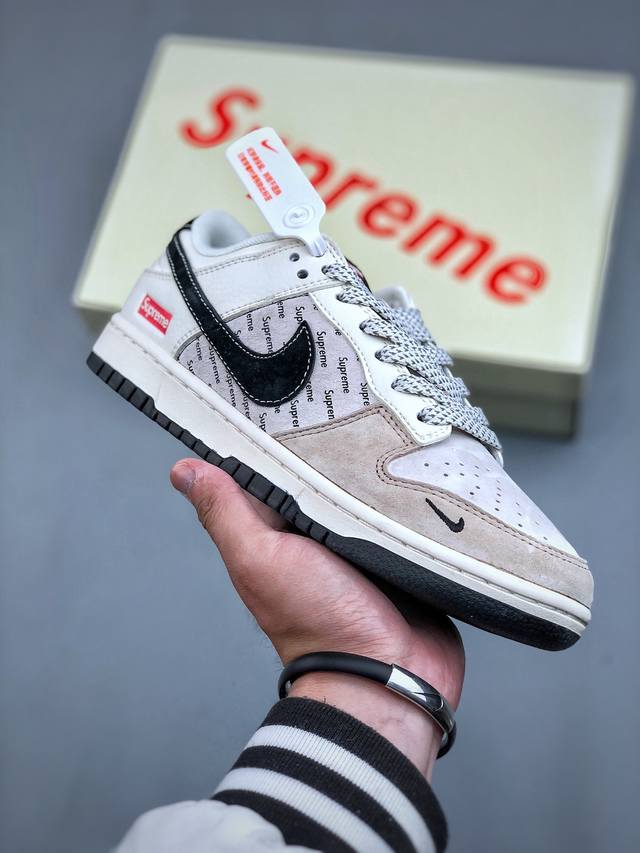 Nike Sb Dunk Low Supreme联名-米咖英文 周年高端定制 低帮休闲板鞋 Xs1086-003 #定制鞋盒 大厂纯原品质出货 超高清洁度 皮料