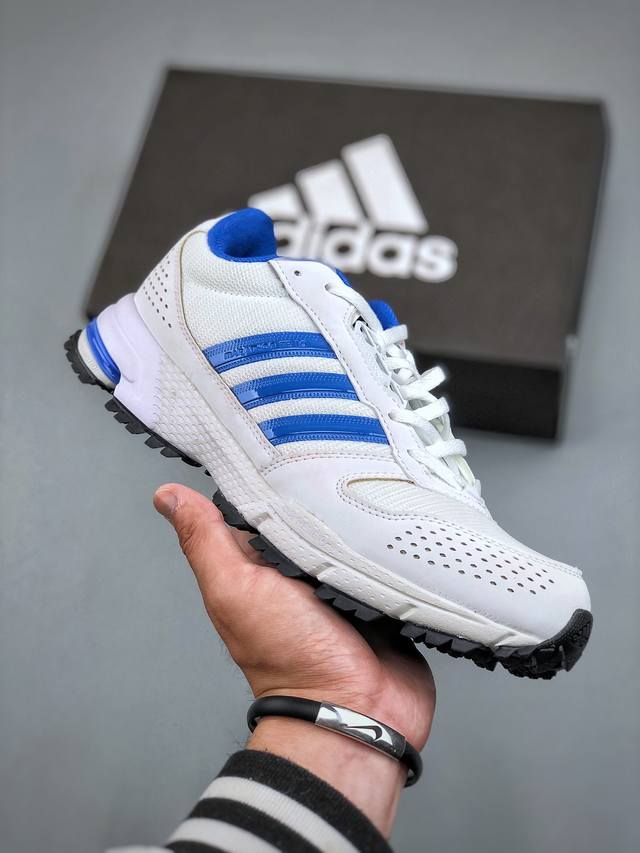 Adidas Sports Life Shoes D96616 阿迪网面透气休闲鞋尺码：39 40 40.5 41 42 42.5 43 44 44.5 45