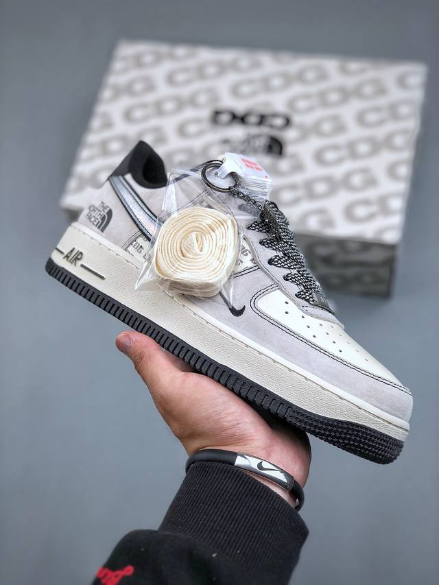 Nike Air Force 1'07 Low 北面联名-灰黑炫彩勾 军一号 低帮休闲板鞋 Dm6688-007 #原楦头原纸板 原装鞋盒 定制五金配件 内置全