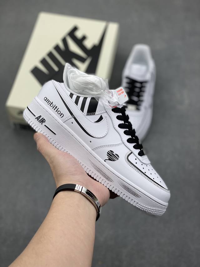 Nike Air Force 1 '07 Low 原楦头原纸板 打造纯正空军版型 #专注外贸渠道 全掌内置蜂窝气垫 #原盒配件 原厂中底钢印、拉帮完美 官方同步