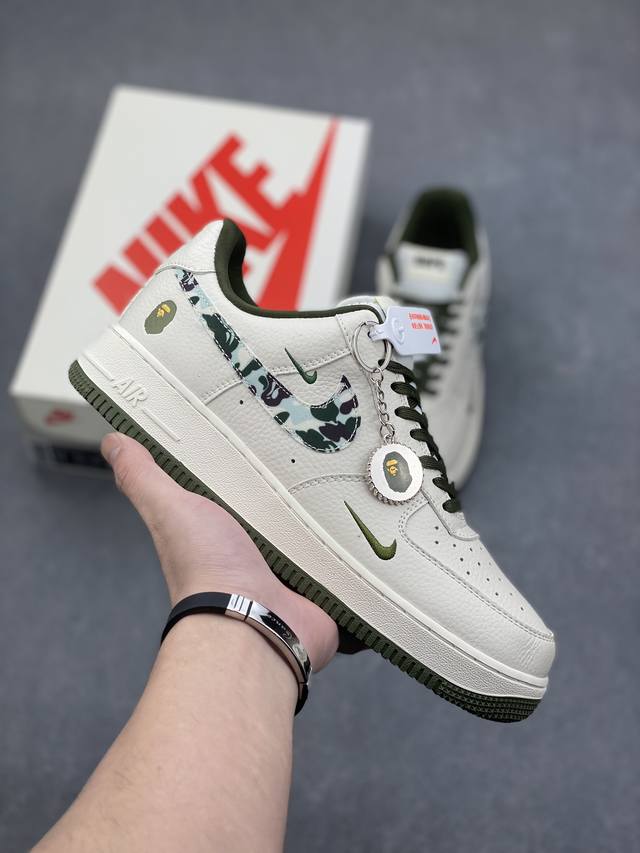 海外限量发售！公司级nike Air Force 1 '07 Low “Bape联名--米白迷彩勾”空军一号 低帮 运动鞋 休闲鞋 折边针车 工艺难度大 原楦头