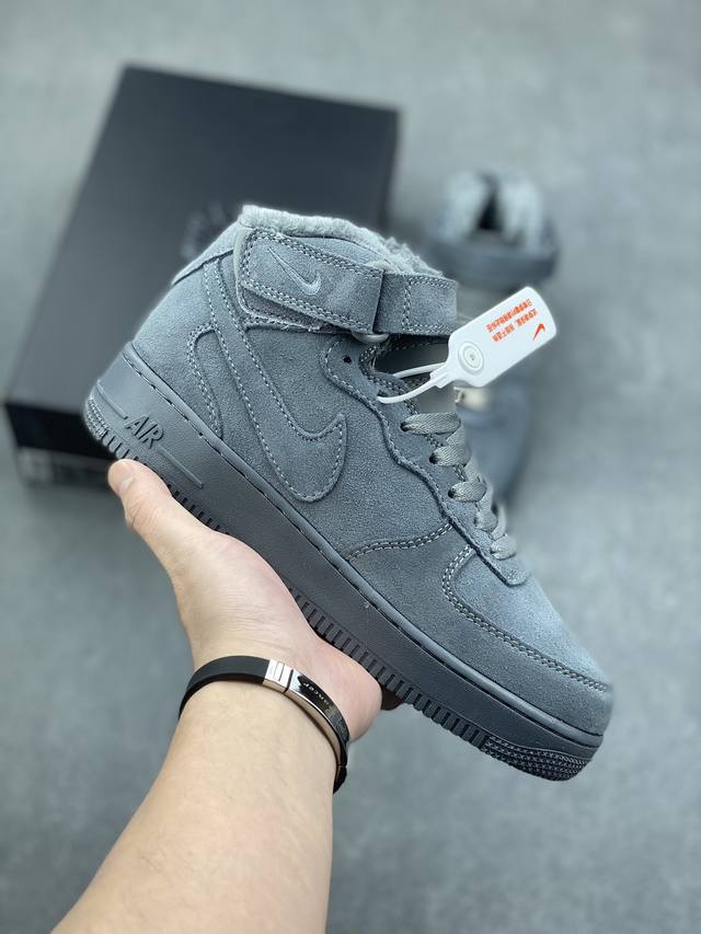 Nike Air Force 1 '07 Low 原楦头原纸板 打造纯正空军版型 #专注外贸渠道 全掌内置蜂窝气垫 #原盒配件 原厂中底钢印、拉帮完美 官方同步