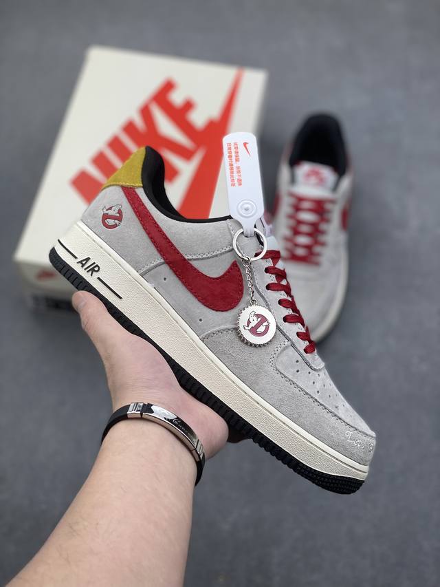 海外限量发售！公司级nike Air Force 1 '07 Low “万圣节联名--红灰猪八”空军一号 低帮 运动鞋 休闲鞋 折边针车 工艺难度大 原楦头原纸