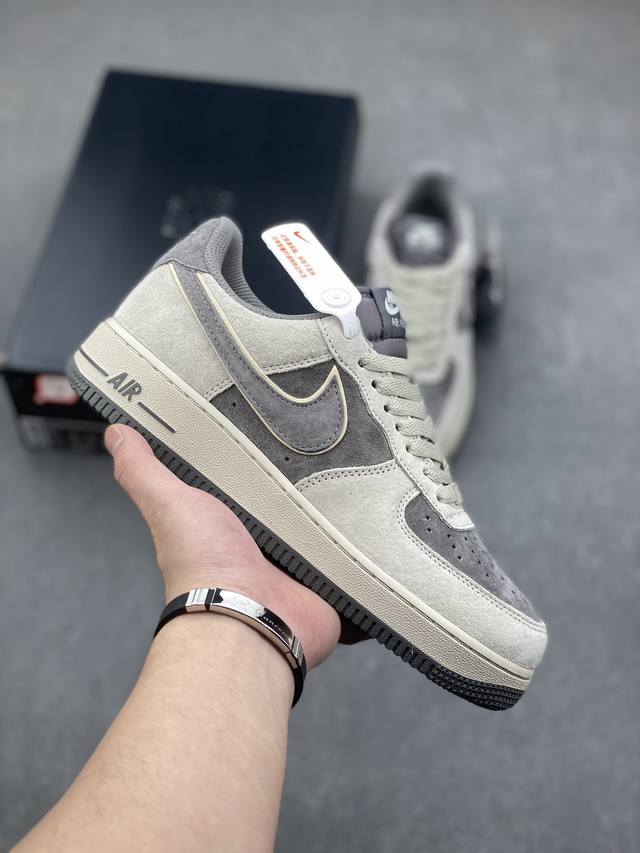 秋冬新品 公司级 Nike Air Force 1 Low ’07 黑麂皮夜光空军一号低帮休闲板鞋 原厂麂皮 原楦原纸板 纯正版型 正品nfc感应芯片 高清洁度