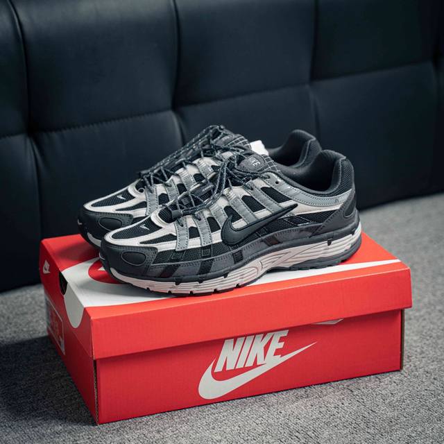 耐克nike P-6000 Metallic Silver 系列低帮复古老爹风休闲运动舒适慢跑鞋 货号：Hq3818 001 尺码：36 36.5 37.5 3