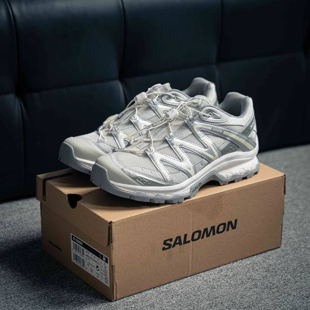 Salomon Xt-Quest Mountain 萨洛蒙户外越野跑鞋 鞋面采用sensifit贴合技术 全方位贴合包裹脚型 鞋跟部鞋底牵引设计 提供强大的抓地