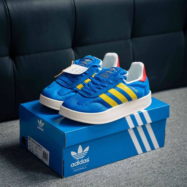 阿迪达斯adidas Gazelle Home 贝壳头系列低帮厚底松糕经典百搭休闲运动板鞋 货号：Ih5503 尺码：36 37 37.5 38 38.5 39