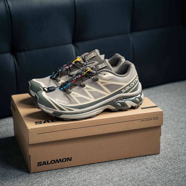 Salomon Xt-6 Gtx 萨洛蒙户外越野跑鞋 鞋面采用sensifit贴合技术 全方位贴合包裹脚型 鞋跟部鞋底牵引设计 提供强大的抓地性能 更适应野外崎