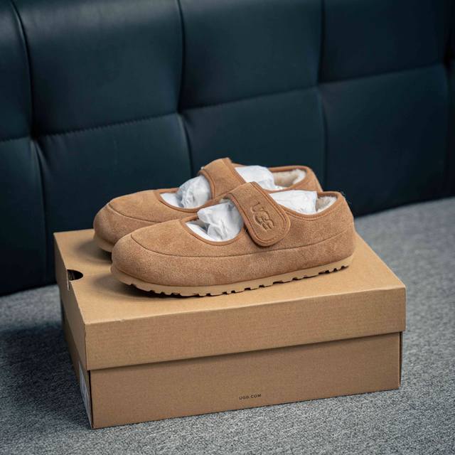 年末全网热卖款 Ugg 玛丽珍 穆勒拖鞋 1.5Cm薄底 女款 小红书爆款 广州外贸大厂生产 鞋头到鞋垫真羊皮毛一体 独立外盒包装 工艺 区别市面任何版本 1.