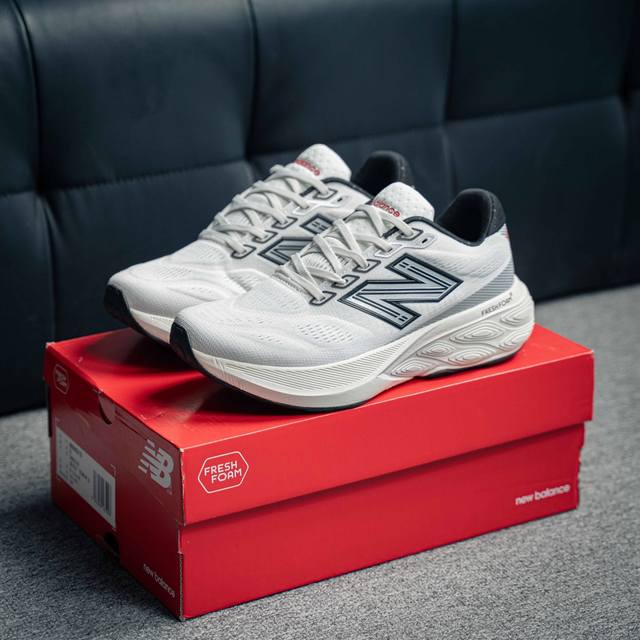 新百伦new Balance W880系列舒适缓震跑步鞋 复古老爹风休闲运动慢跑鞋 货号:M880D15 尺码:36 37 37.5 38 38.5 39 40