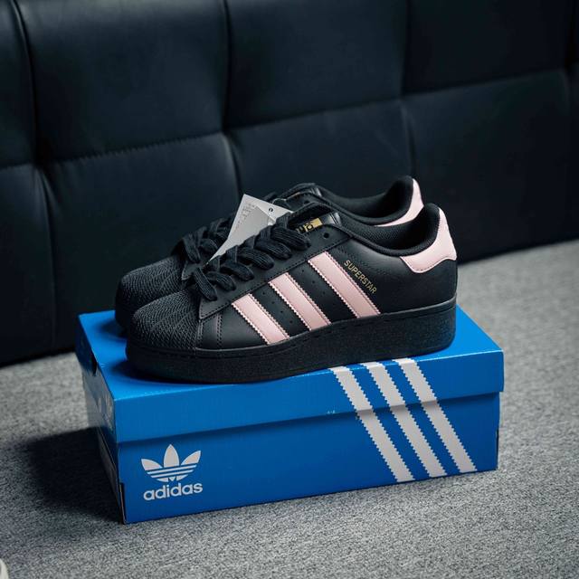 阿迪达斯adidas三叶草 Originals Superstar Xlg 贝壳头系列低帮经典百搭休闲运动板鞋 货号：Ig9777 尺码：35 36 37 37