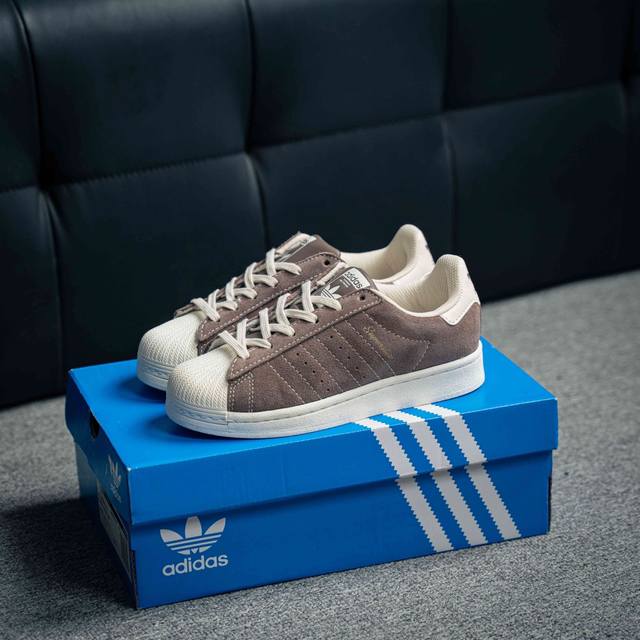 阿迪达斯adidas三叶草 Originals Superstar Ayoon W贝壳头系列低帮经典百搭休闲运动板鞋 货号：If7677 尺码：36 36.5