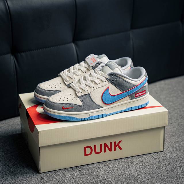 Nike Dunk 全套原楦原模倾力打造完美版型 独家原厂航空铝磨具打磨大底 鞋头坡度极致还原 无解鞋型 原盒原配 圈内天花板工艺 原厂冲刀 超高清洁度 全鞋零