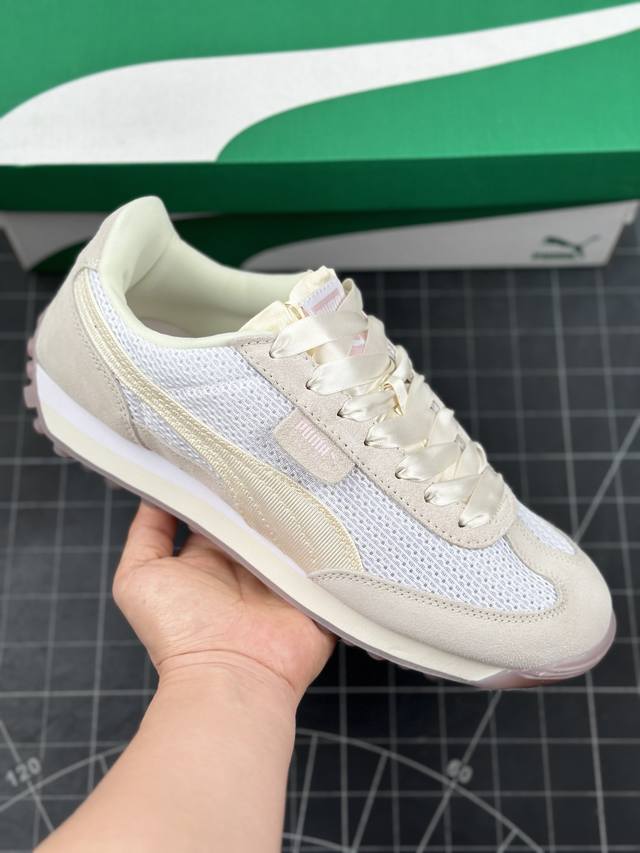 Puma Palermo Og经典休闲板鞋 彪马 防滑耐磨低帮德训板鞋 孔眼底座和脚趾凸起由绒面革材料制成 支持侧踏时的踏步工作 脚背和侧板采用尼龙网布 即使在