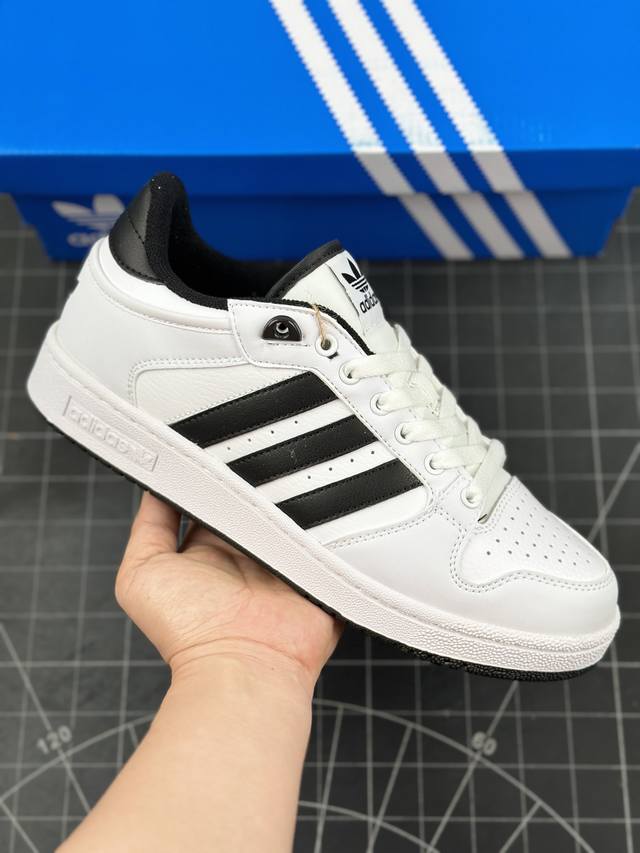 阿迪达斯adidas Centennial Rm休闲篮球运动板鞋 Centennial系列鞋款于1985年为篮球运动而生，时尚魅力经久不衰。这款adidas经典